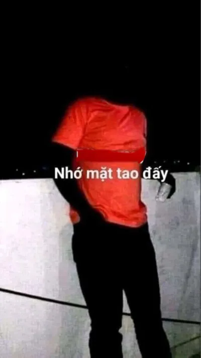 ảnh meme anh da đen nhớ mặt tao đấy