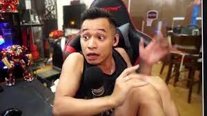 ảnh meme Độ Mixi sợ quá sợ quá phải ban nó thôi hài hước