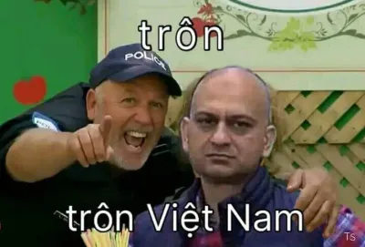 Ảnh meme khoác vai ông chú đầu trọc nói trôn trôn việt nam